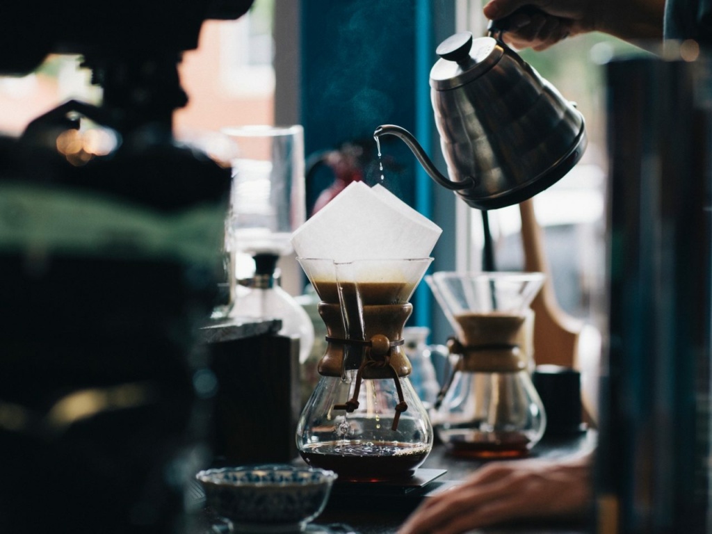 Kinh nghiệm kinh doanh cà phê - Mở quán cafe cần những gì?