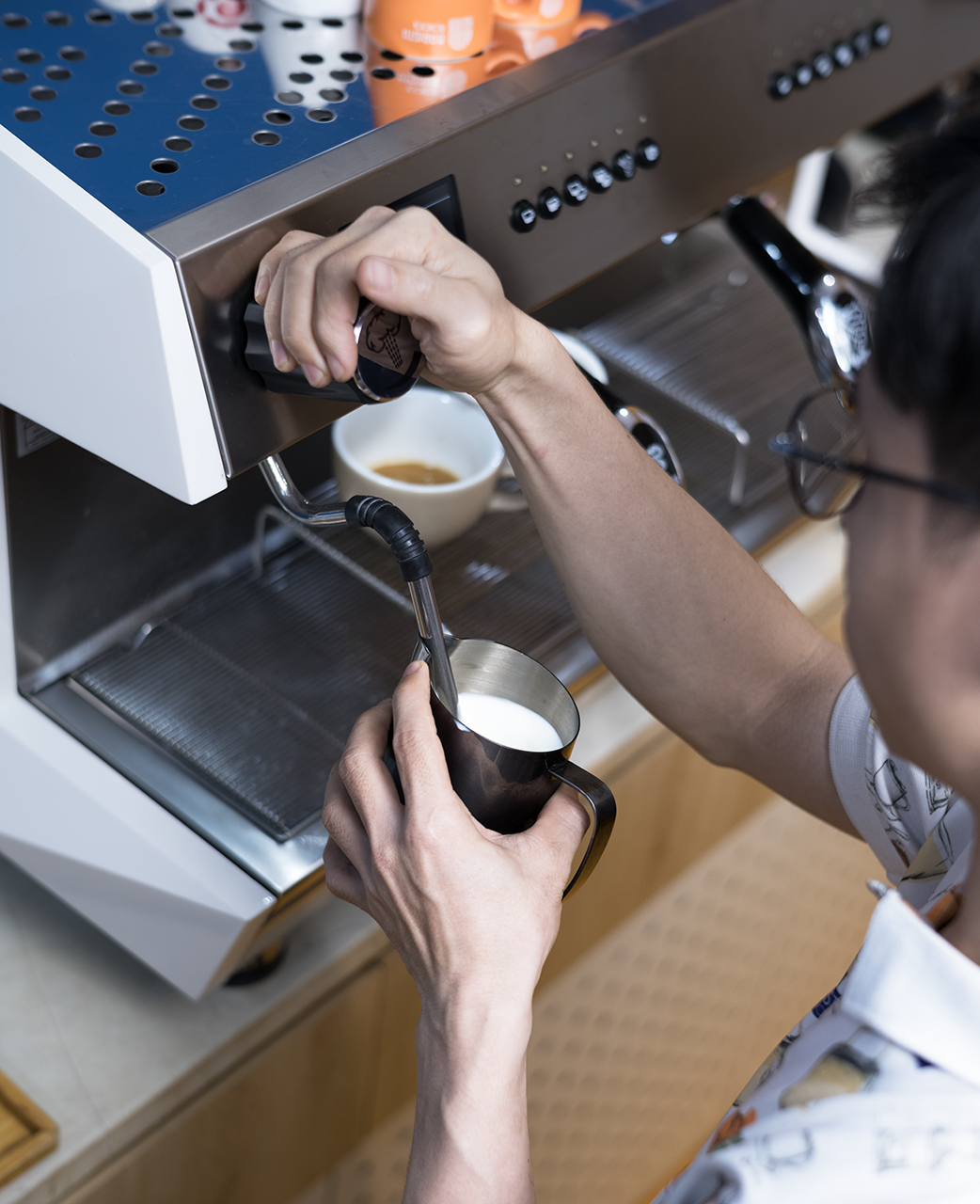 Cam-nang-Barista-School-danh-sua-chuan-voi-VPMilk-4